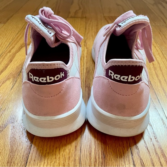 Light pink Reeboks size 9 - Picture 4 of 6